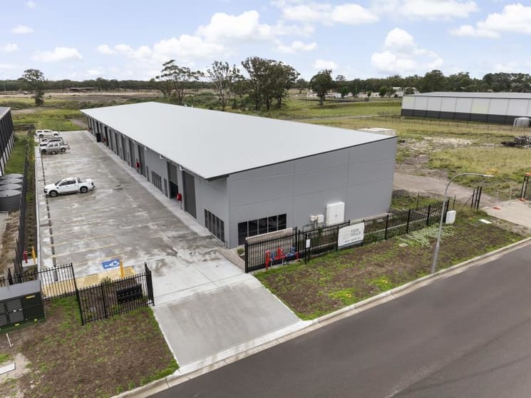 Click to view all images Unit 1/9 Ivory Close Heatherbrae NSW 2324 - Image 2