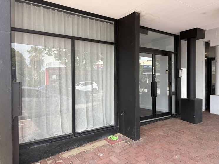 Click to view all images 166A/Scarborough Beach Road Mount Hawthorn WA 6016 - Image 1
