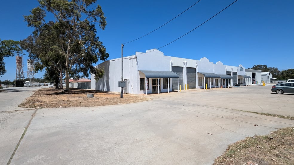 Click to view all images Unit 1/29 Gingin Brook Road Coonabidgee WA 6503 - Image 1