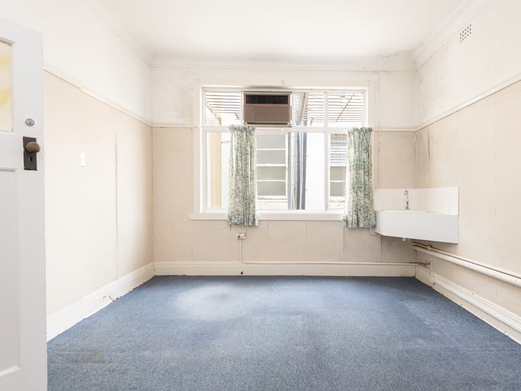 Click to view all images Suite 5/104A Molesworth Street Lismore NSW 2480 - Image 2