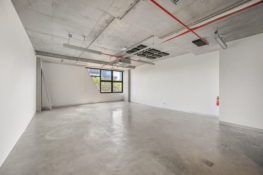 Click to view all images 208/87 Gladstone Street South Melbourne VIC 3205 - Image 3