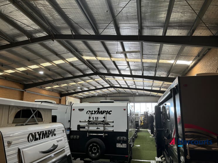 Click to view all images 3/37 - 41 Cooper street Campbellfield VIC 3061 - Image 2