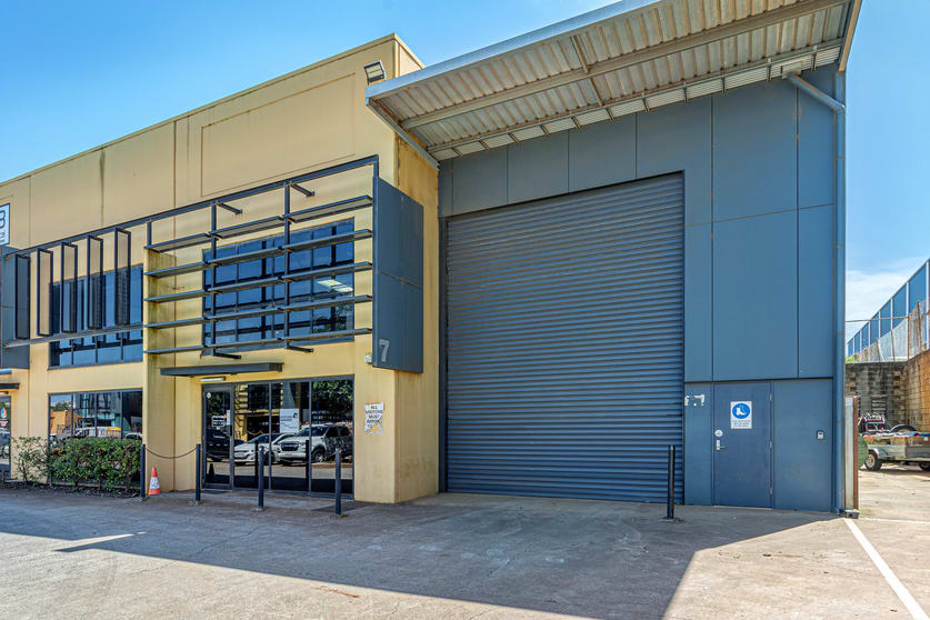 Click to view all images Unit 07/1-5 Gardner Court Wilsonton QLD 4350 - Image 2