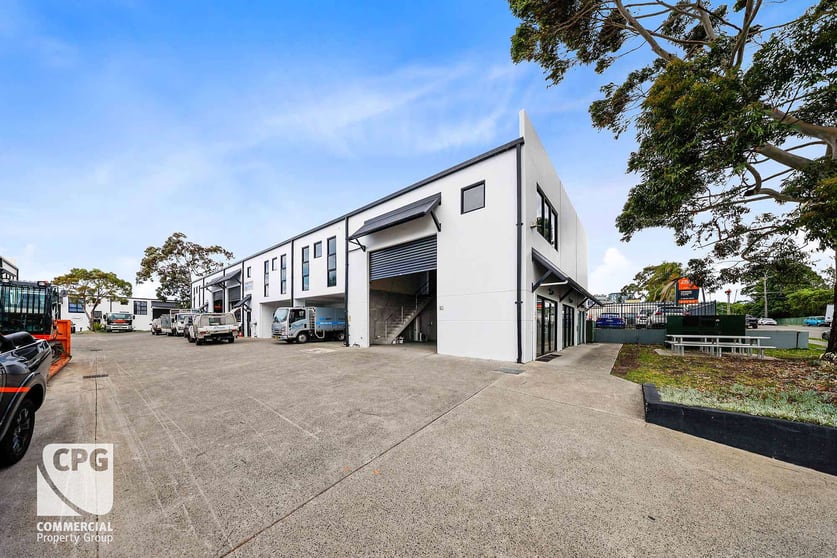 Click to view all images Unit 10/74-76 Oak Road Kirrawee NSW 2232 - Image 1