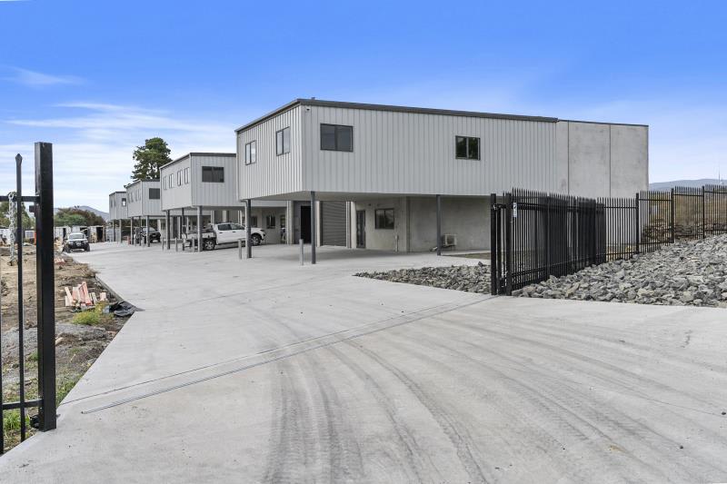 Click to view all images Unit 2/67 Greenbanks Road Bridgewater TAS 7030 - Image 3