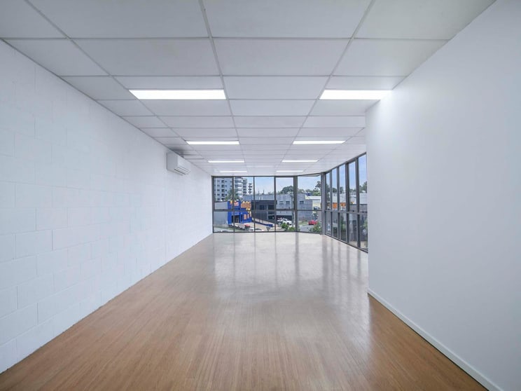 Click to view all images 2/32-36 Hampton Street East Brisbane QLD 4169 - Image 2