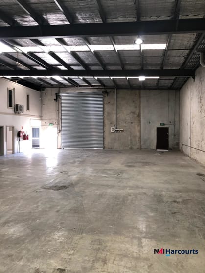 Click to view all images 31 Fleet Street Somerton VIC 3062 - Image 2