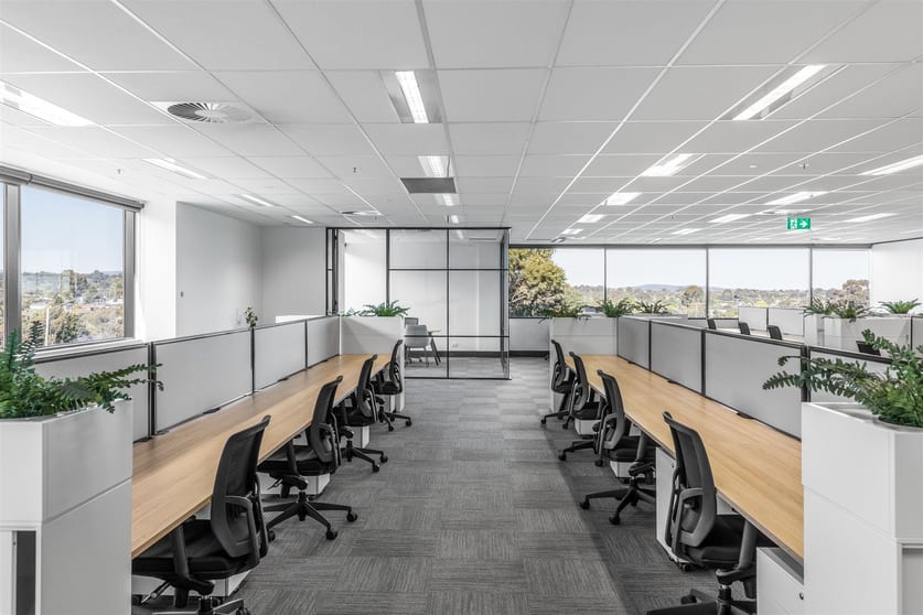 Click to view all images 6 Nexus Court Mulgrave VIC 3170 - Image 1