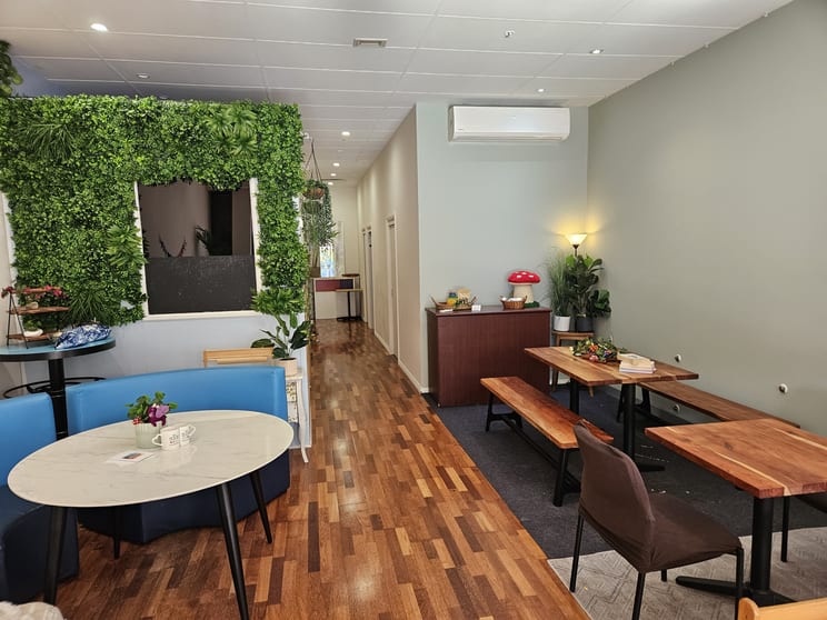 Click to view all images 68 Main Street Croydon VIC 3136 - Image 3