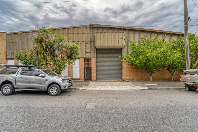Click to view all images Unit 1/358 Arden Street Kensington VIC 3031 - Image 1