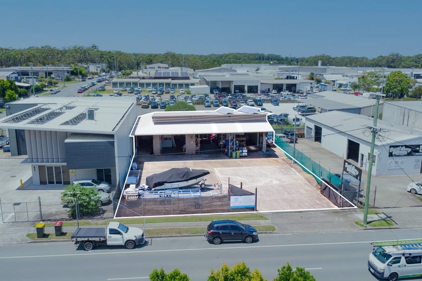 Click to view all images 3 Daniel Street Caloundra West QLD 4551 - Image 1