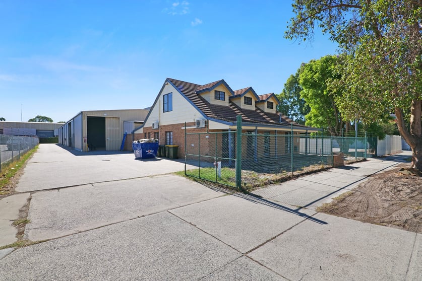 Unit 1A/182 Star Street Carlisle WA 6101 - Image 2