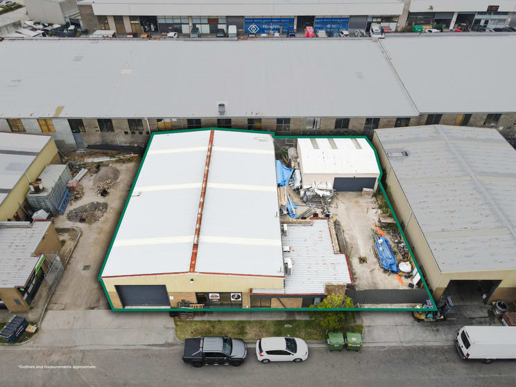 Click to view all images 11/176 Canterbury Road Bayswater VIC 3153 - Image 2