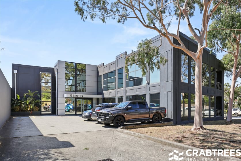 Click to view all images 31 Hardner Road Mount Waverley VIC 3149 - Image 1