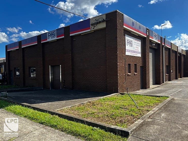 Click to view all images 6/60 Allingham Street Condell Park NSW 2200 - Image 3