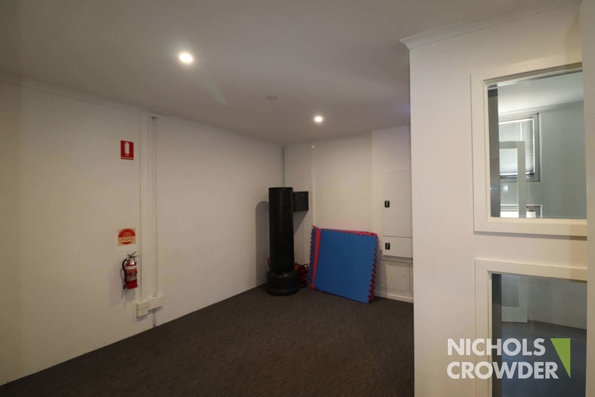 Click to view all images 3/17 Diane Street Mornington VIC 3931 - Image 2