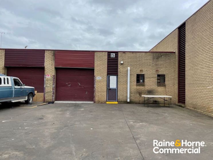 Click to view all images Unit 23A/4 Louise Avenue Ingleburn NSW 2565 - Image 1