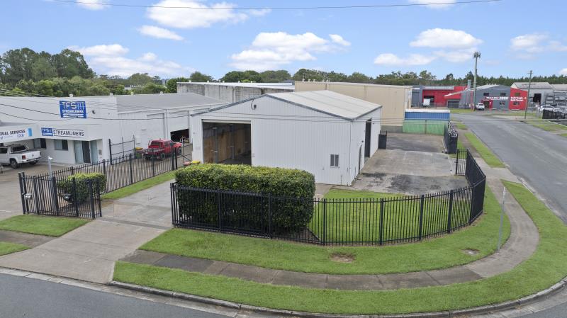 32 Moroney Place/32 Moroney Place Beerwah QLD 4519 - Image 2