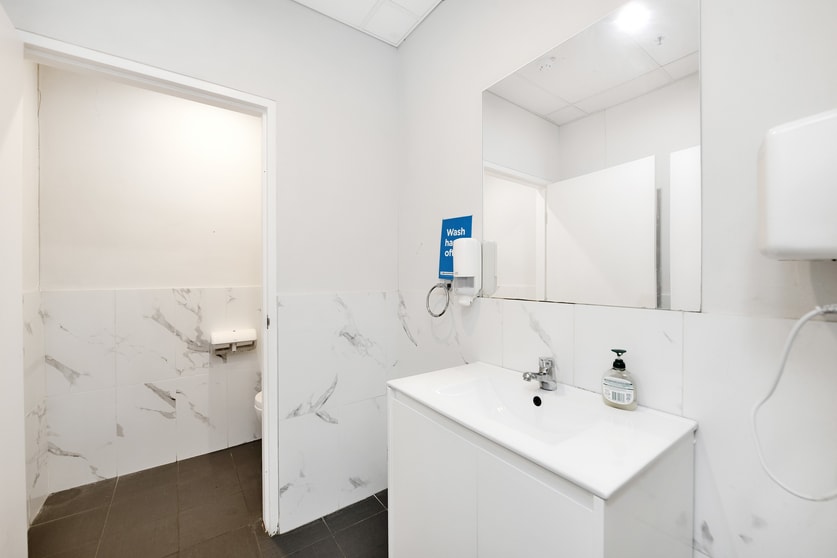 Click to view all images Ground Floor Suites/166 Maroubra Road Maroubra NSW 2035 - Image 3