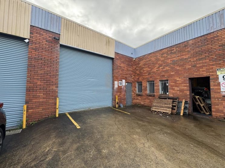 Click to view all images Unit 10/112 Ashford Avenue Milperra NSW 2214 - Image 2