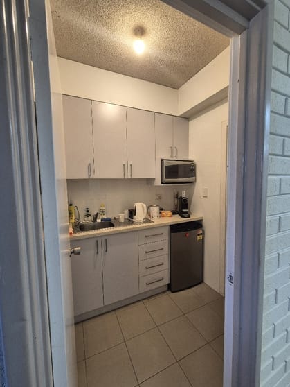 Click to view all images 25B Adrian Street Welshpool WA 6106 - Image 3
