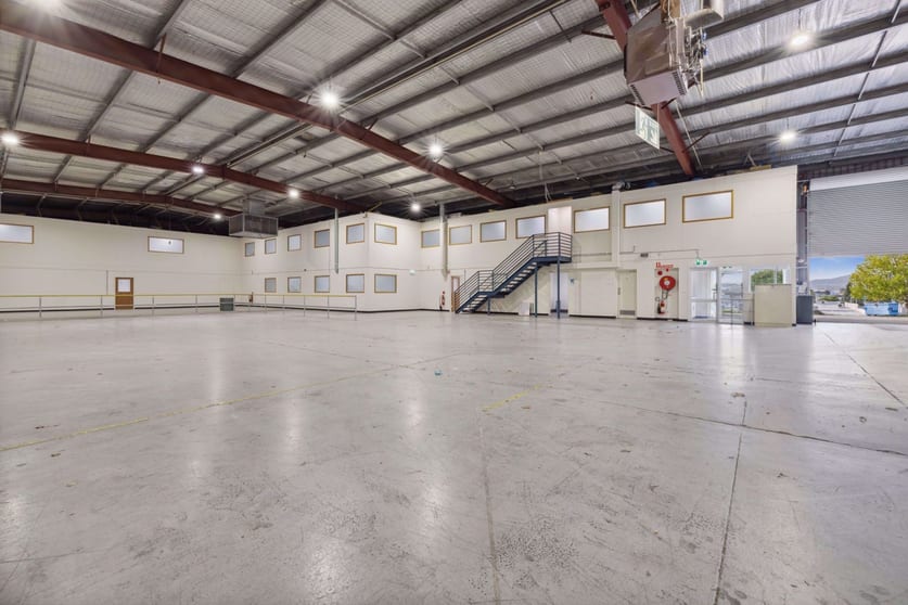 Click to view all images 140 Gladstone Street Fyshwick ACT 2609 - Image 1