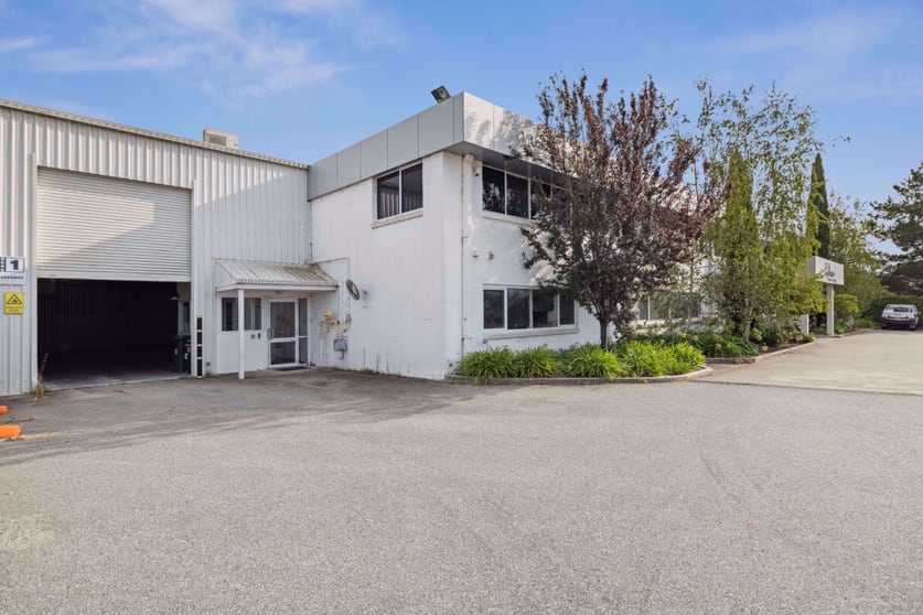 Click to view all images 140 Gladstone Street Fyshwick ACT 2609 - Image 2