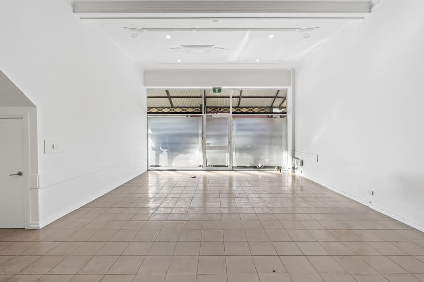 Click to view all images 573 Sydney Road Brunswick VIC 3056 - Image 3