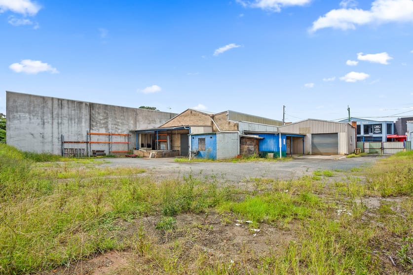Click to view all images 423-425 Princes Highway Corrimal NSW 2518 - Image 3