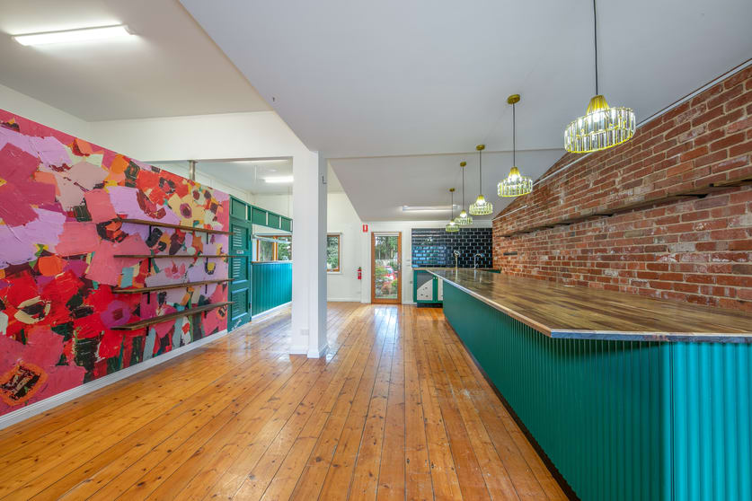 Click to view all images 2/22 High Street Trentham VIC 3458 - Image 3