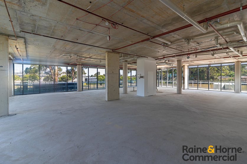 Click to view all images 152 Henry Lawson Avenue Werrington County NSW 2747 - Image 3