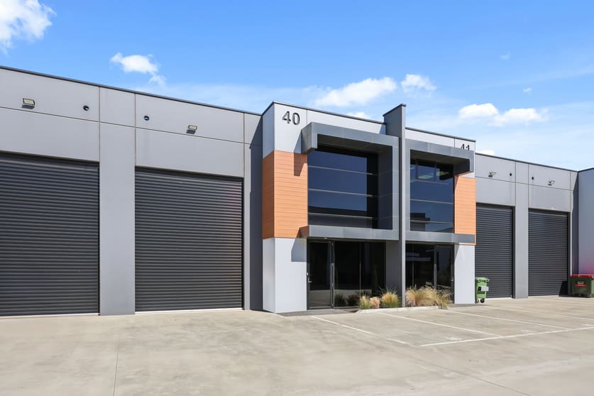 Click to view all images 40 Aspen Circuit Springvale VIC 3171 - Image 2