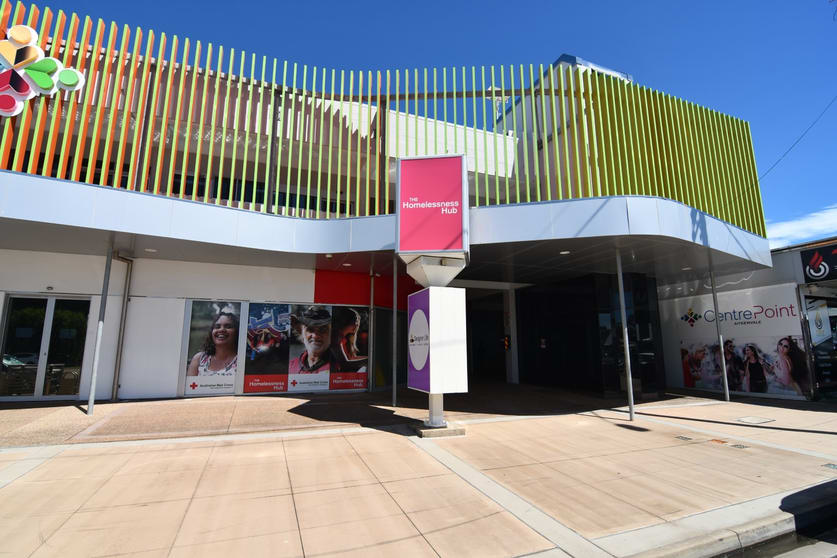 Click to view all images 3/266 Ross River Road Aitkenvale QLD 4814 - Image 2