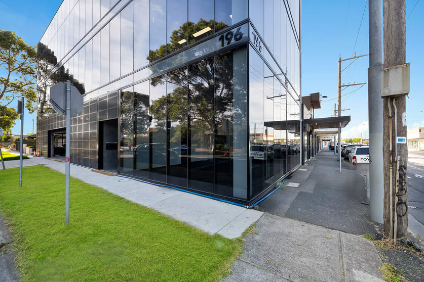Click to view all images Ground Floor/196 Keilor Rd Essendon North VIC 3041 - Image 2