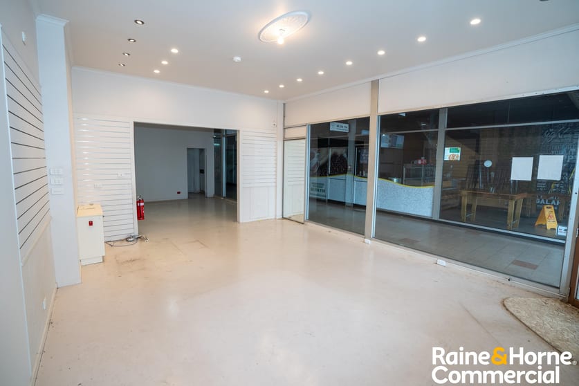 Click to view all images Shop 1 & 2/40 Baylis Street Wagga Wagga NSW 2650 - Image 2
