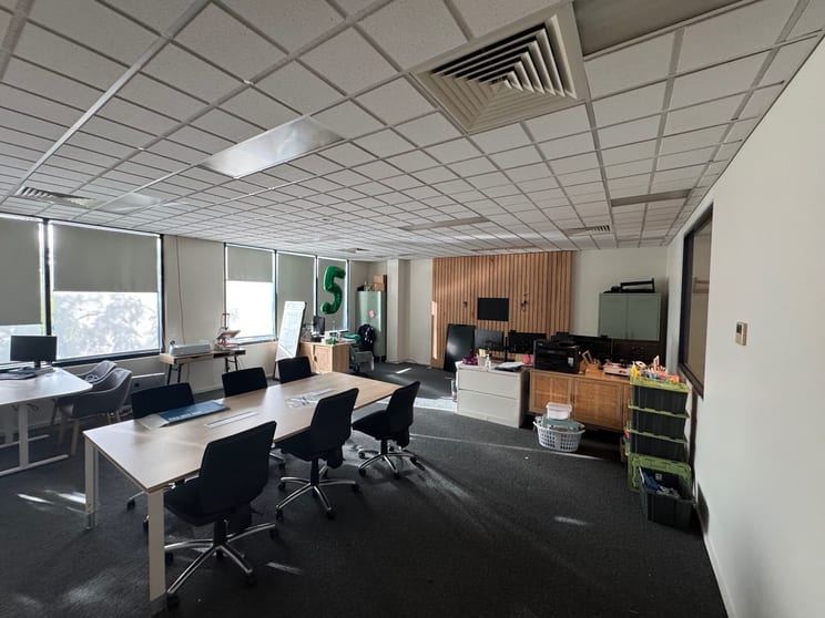 Click to view all images E5/2A Westall Road Springvale VIC 3171 - Image 2