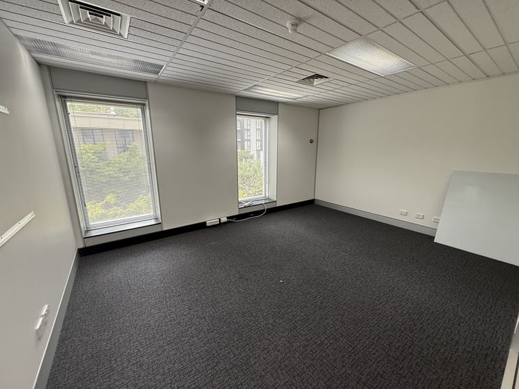 Click to view all images Level 2/1 Hobart Place Canberra ACT 2601 - Image 3