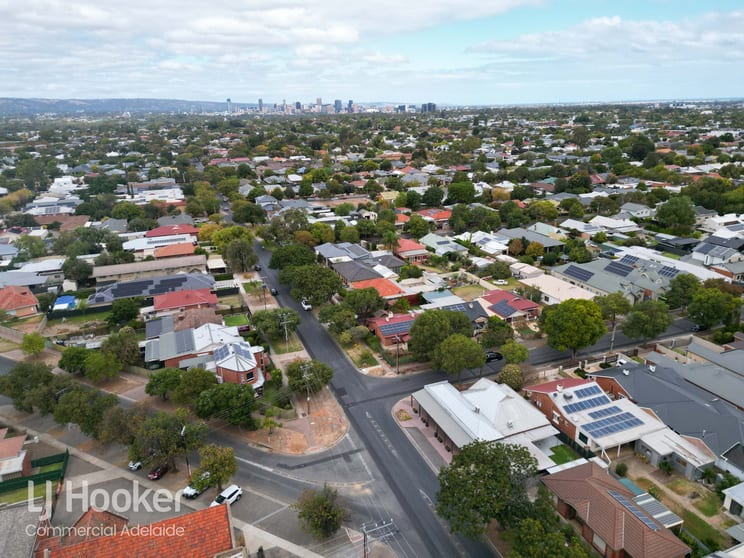 Click to view all images 60B Howard Street Nailsworth SA 5083 - Image 2