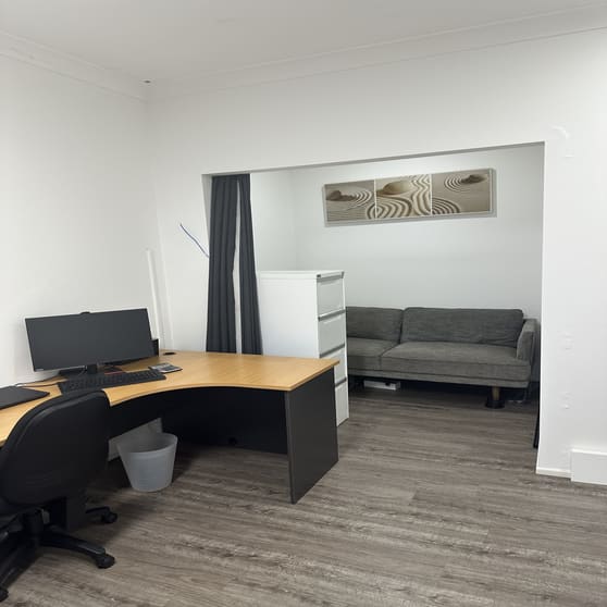 Click to view all images 5/20 Scarborough Street Southport QLD 4215 - Image 3
