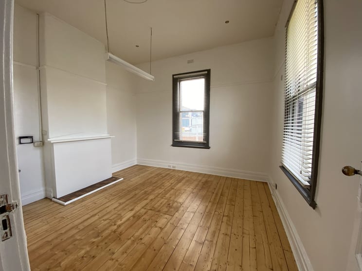 Click to view all images Suite 2/143 Napier Street Essendon VIC 3040 - Image 1
