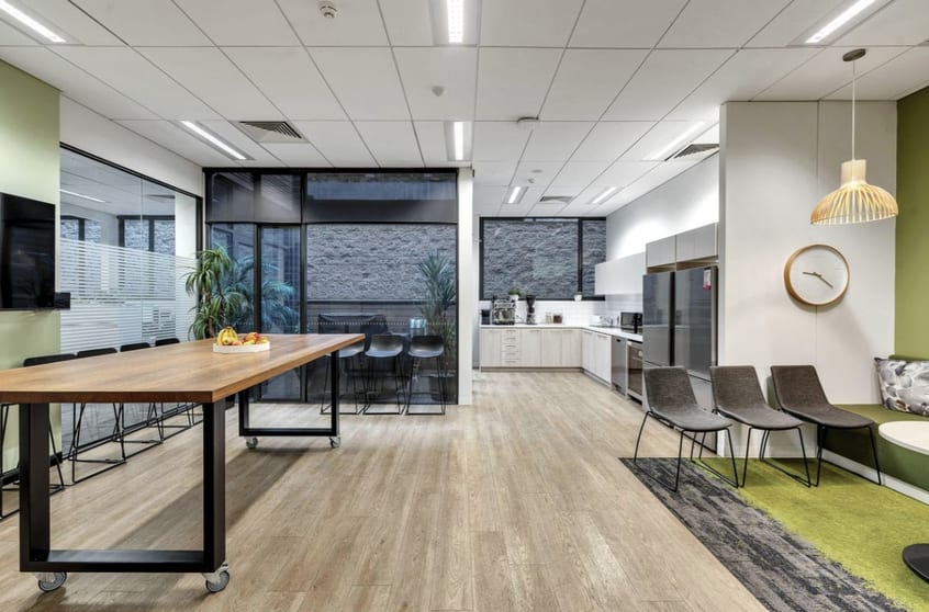 Click to view all images 116 Martin Street Brighton VIC 3186 - Image 3