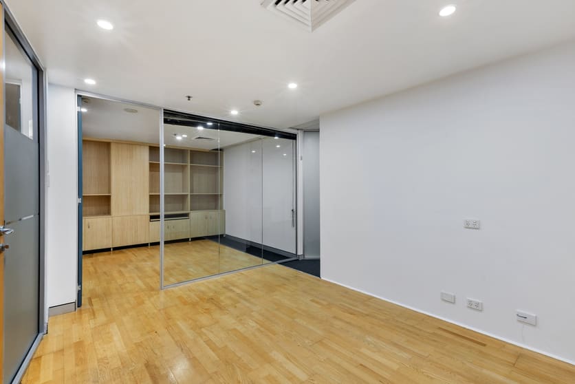 Click to view all images Suite 58/88 Pitt Street Sydney NSW 2000 - Image 4