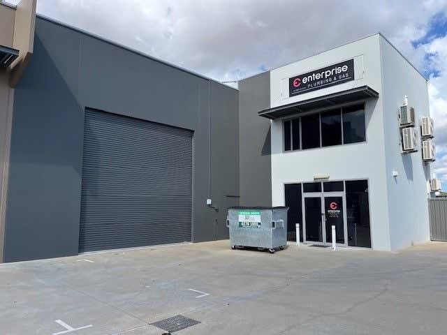 Unit 4 203 Star Street Welshpool WA 6106 - Image 1