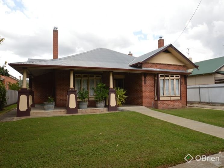 Click to view all images 79 Rowan Street Wangaratta VIC 3677 - Image 1