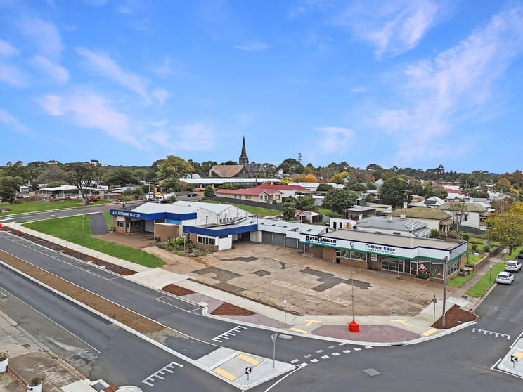Click to view all images 74-82 Cox Street Hamilton VIC 3300 - Image 1