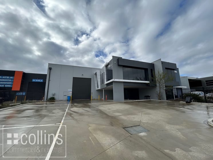 7 Palomo Drive Cranbourne West VIC 3977 - Image 2