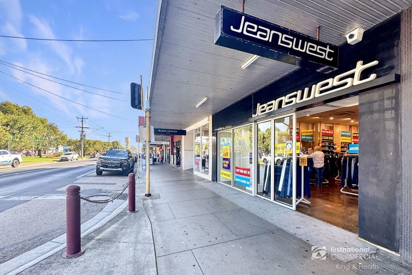 Click to view all images 162 Main Street Bairnsdale VIC 3875 - Image 2