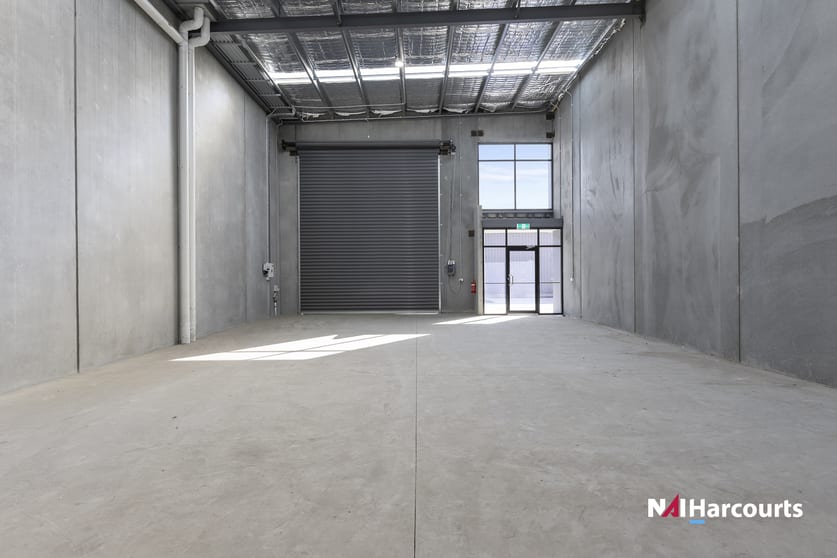 Click to view all images 3/14-16 Walchs Road North Shore VIC 3214 - Image 2