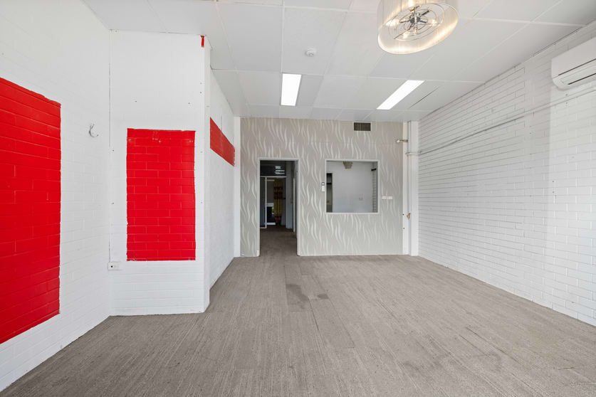 Click to view all images 6/3 Violet Street Redcliffe QLD 4020 - Image 1