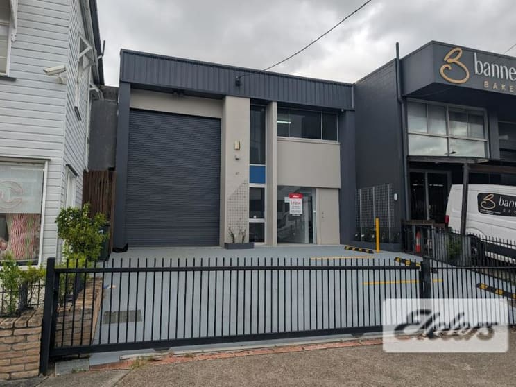 Click to view all images 27 Balaclava Street Woolloongabba QLD 4102 - Image 1